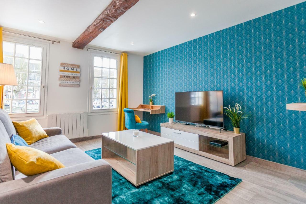 Le Quai Amienois - Nid Douillet Moderne Face A La Cathedrale Apartment อาเมียงส์ ภายนอก รูปภาพ