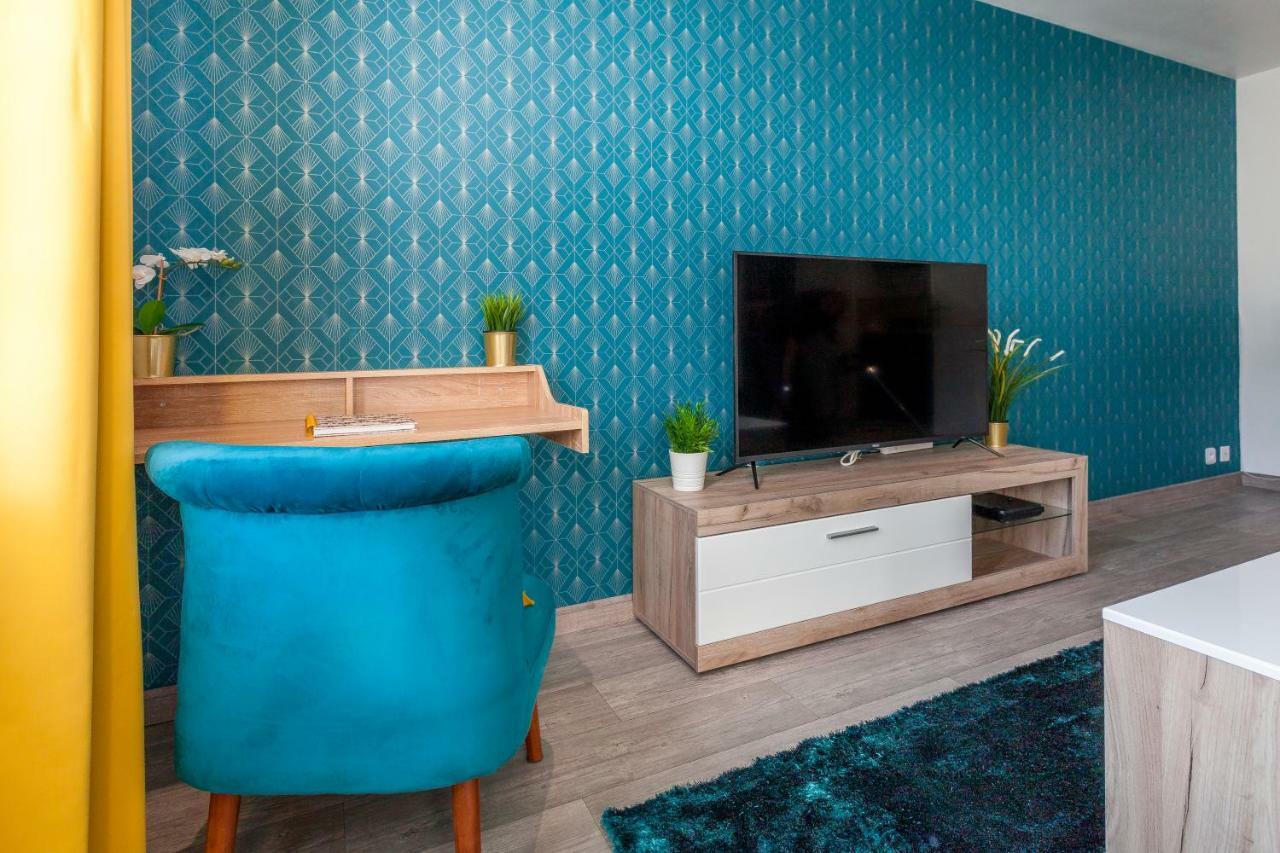 Le Quai Amienois - Nid Douillet Moderne Face A La Cathedrale Apartment อาเมียงส์ ภายนอก รูปภาพ
